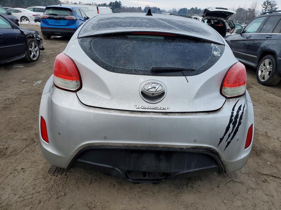 Photo 6 from auction – 2012 HYUNDAI VELOSTER with VIN KMHTC6AD9CU067780