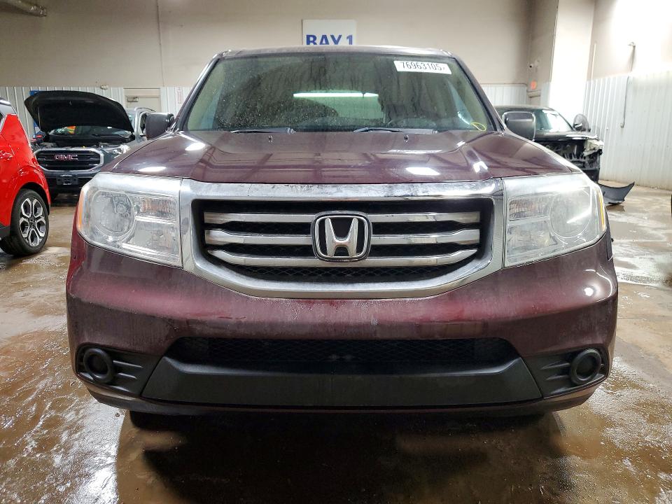 Photo 5 from auction – 2015 HONDA PILOT LX with VIN 5FNYF4H20FB009614