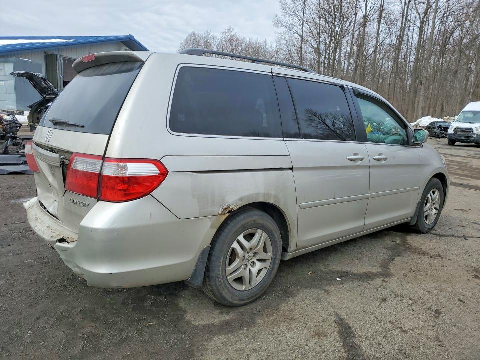 Photo 3 from auction – 2005 HONDA ODYSSEY with VIN 5FNRL38645B024464