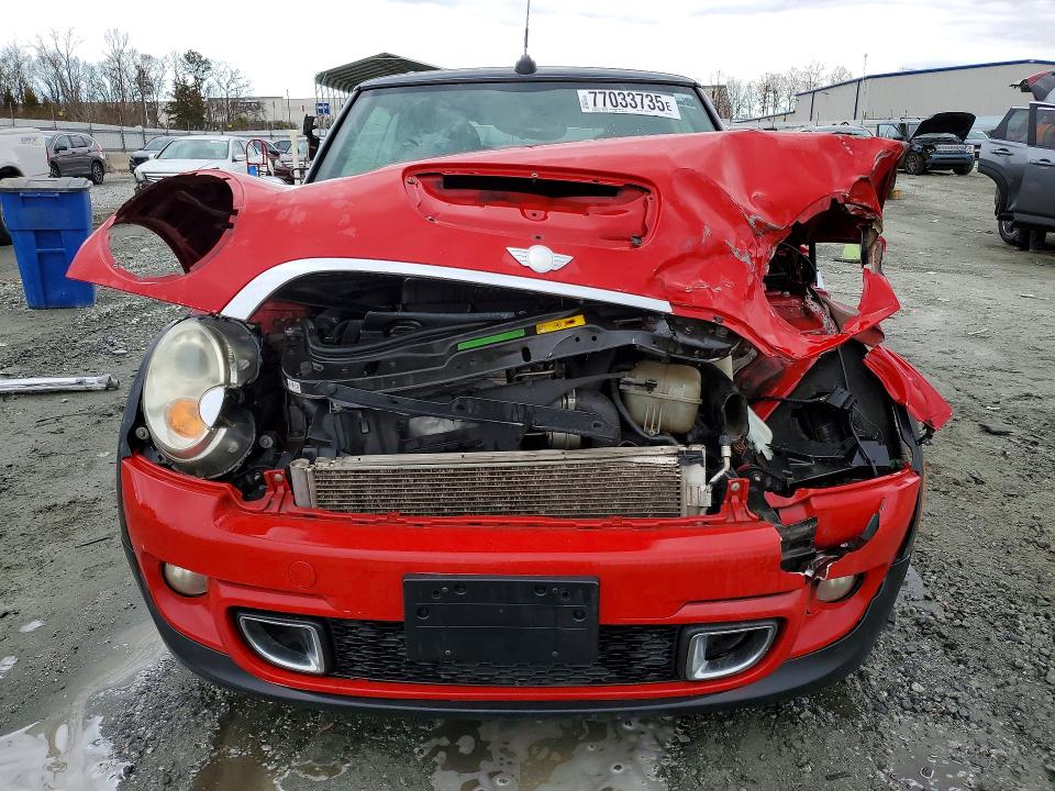 Photo 5 from auction – 2011 MINI COOPER with VIN WMWZP3C54BTX82538