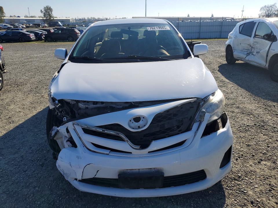 Photo 5 from auction – 2013 TOYOTA COROLLA BA with VIN 5YFBU4EE9DP196654