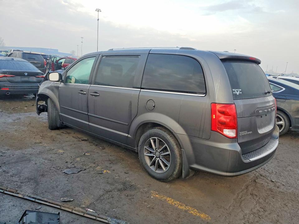 Photo 2 from auction – 2017 DODGE GRAND CARAVAN with VIN 2C4RDGCG1HR596234