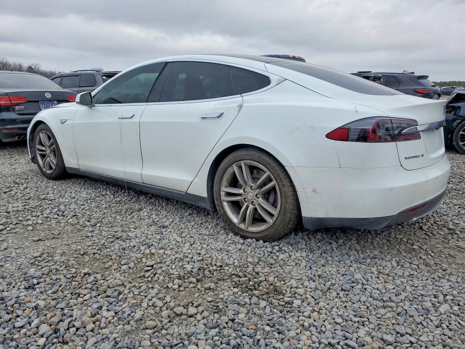 Photo 2 from auction – 2014 TESLA MODEL S with VIN 5YJSA1S13EFP66086