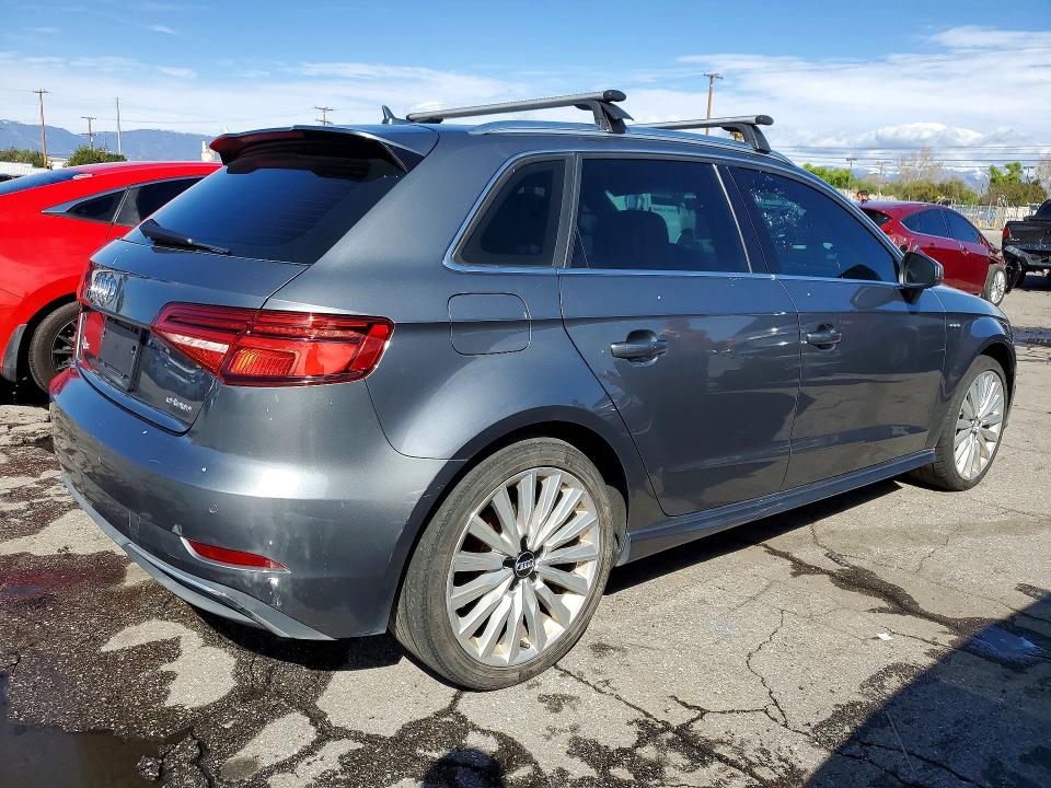 Photo 3 from auction – 2017 AUDI A3 with VIN WAUSPBFF4HA078019