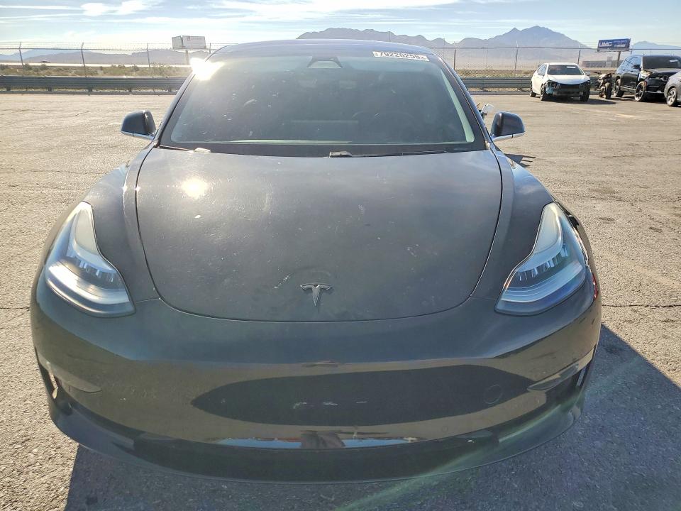 Photo 5 from auction – 2018 TESLA MODEL 3 with VIN 5YJ3E1EA0JF016160