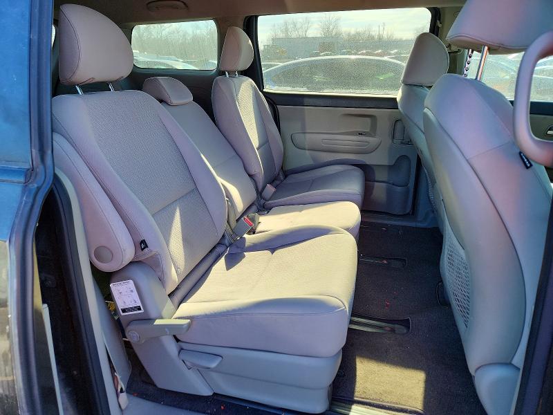 Photo 11 from auction – 2017 KIA SEDONA with VIN KNDMB5C18H6225420