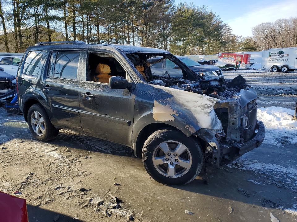 Photo 4 from auction – 2011 HONDA PILOT EX with VIN 5FNYF4H46BB106702