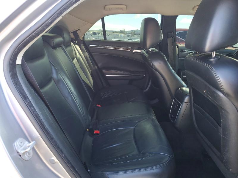 Photo 10 from auction – 2015 CHRYSLER 300 with VIN 2C3CCAAG1FH792674