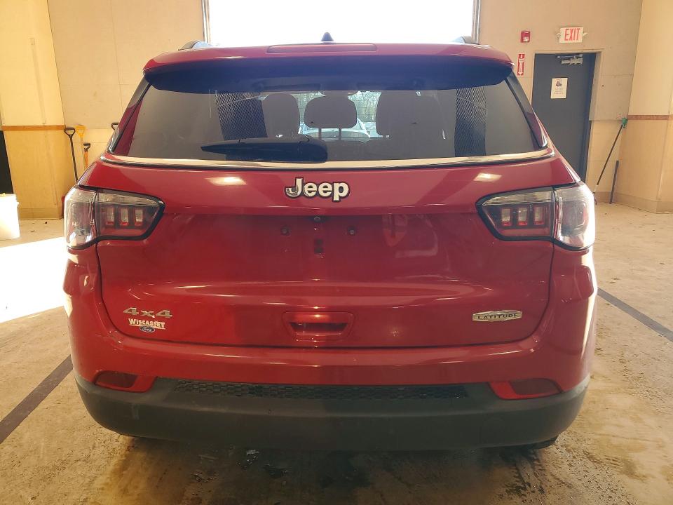 Photo 6 from auction – 2019 JEEP COMPASS LA with VIN 3C4NJDBBXKT656317
