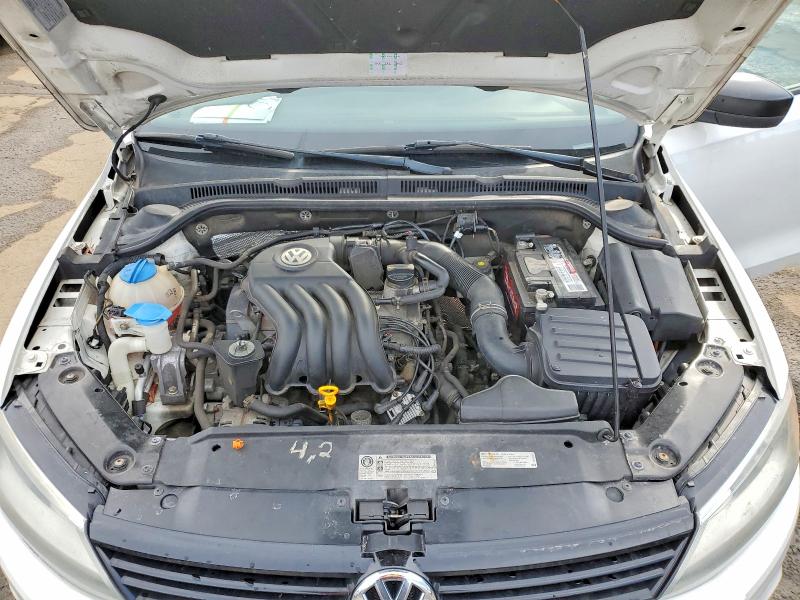 Photo 11 from auction – 2013 VOLKSWAGEN JETTA with VIN 3VW2K7AJ9DM369622