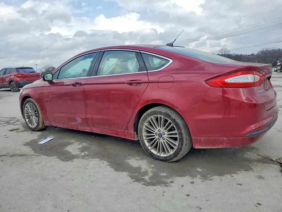 Photo 2 from auction – 2016 FORD FUSION with VIN 3FA6P0HD5GR210431