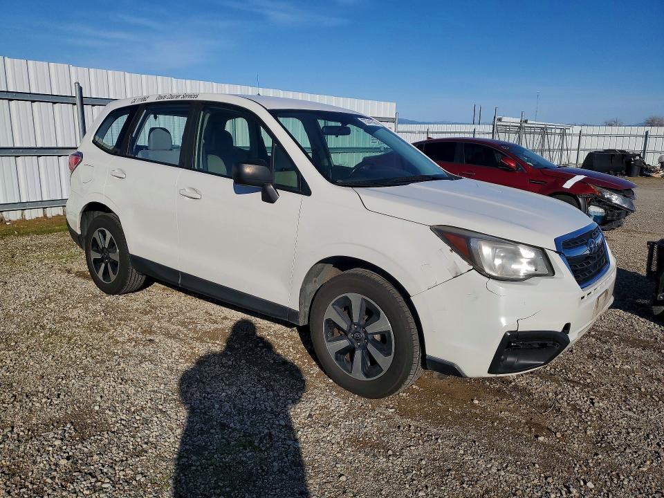 Photo 4 from auction – 2017 SUBARU FORESTER with VIN JF2SJAAC1HH545806