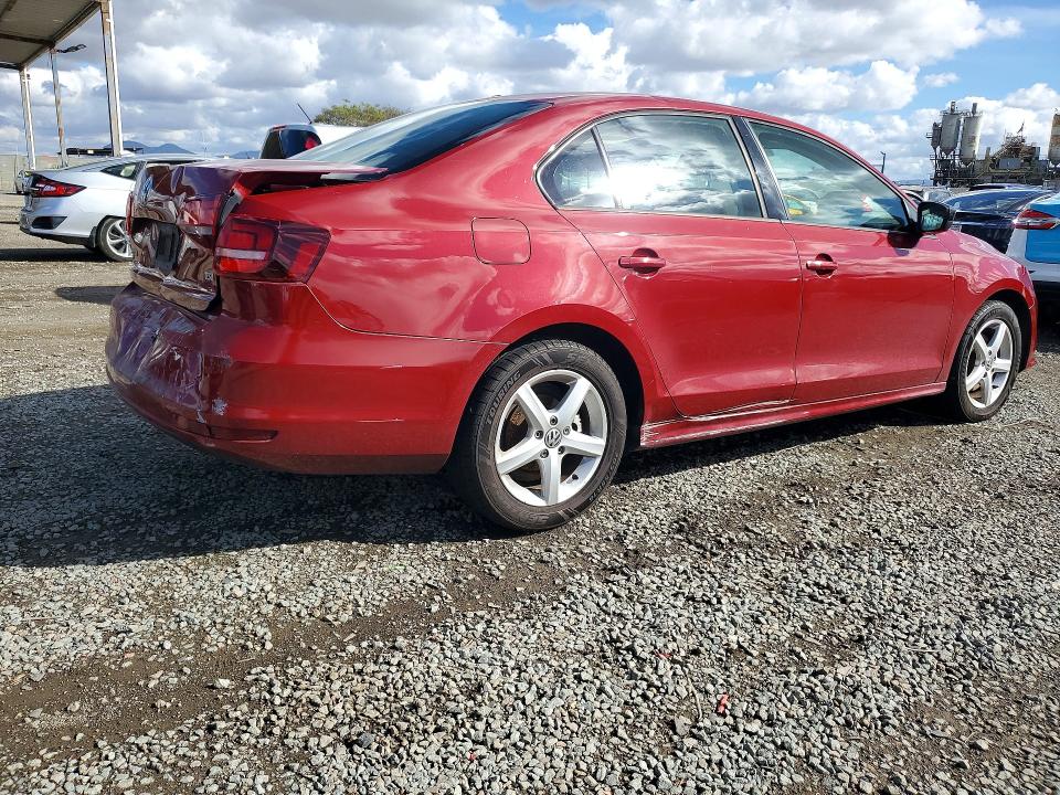 Photo 3 from auction – 2016 VOLKSWAGEN JETTA with VIN 3VW267AJ3GM219451