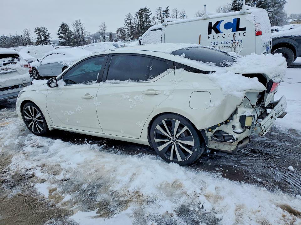 Photo 2 from auction – 2020 NISS ALTIMA with VIN 1N4BL4CV0LC116581