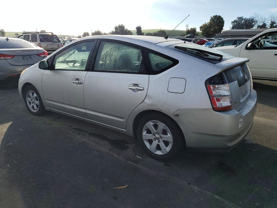 Photo 2 from auction – 2005 TOYOTA PRIUS with VIN JTDKB20U557021944