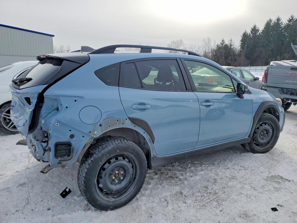Photo 3 from auction – 2022 SUBARU CROSSTREK with VIN JF2GTHSC1NH203470