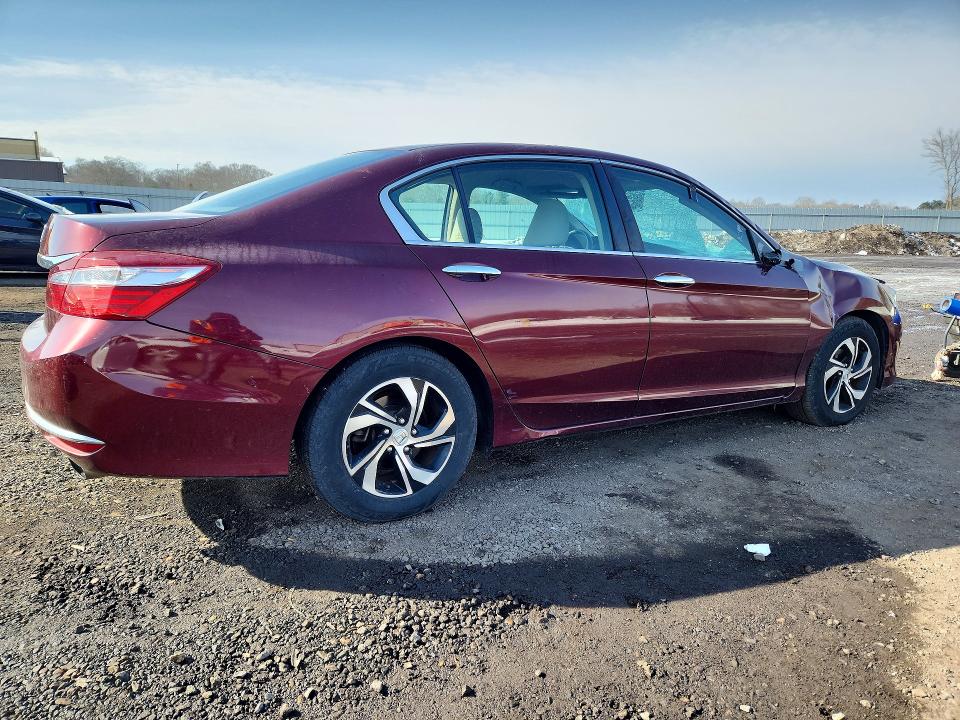 Photo 3 from auction – 2016 HONDA ACCORD with VIN 1HGCR2F33GA135639