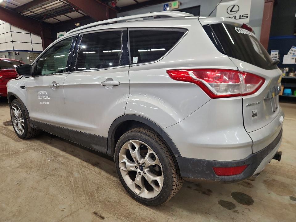 Photo 2 from auction – 2014 FORD ESCAPE with VIN 1FMCU9J95EUE19198