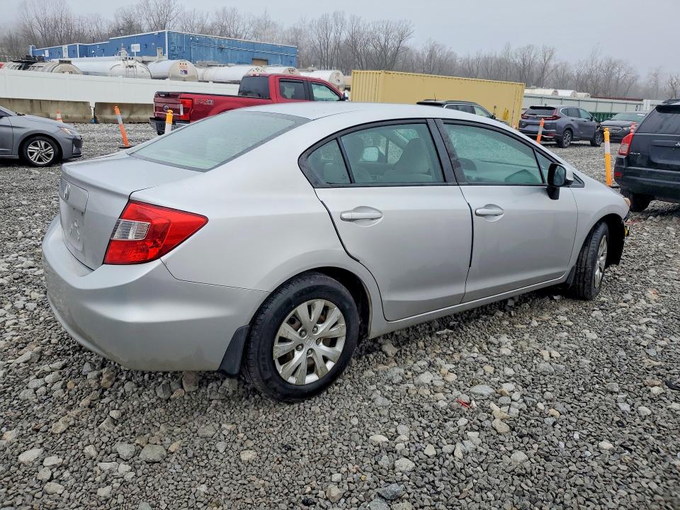 Photo 3 from auction – 2012 HONDA CIVIC with VIN 19XFB2F5XCE316925