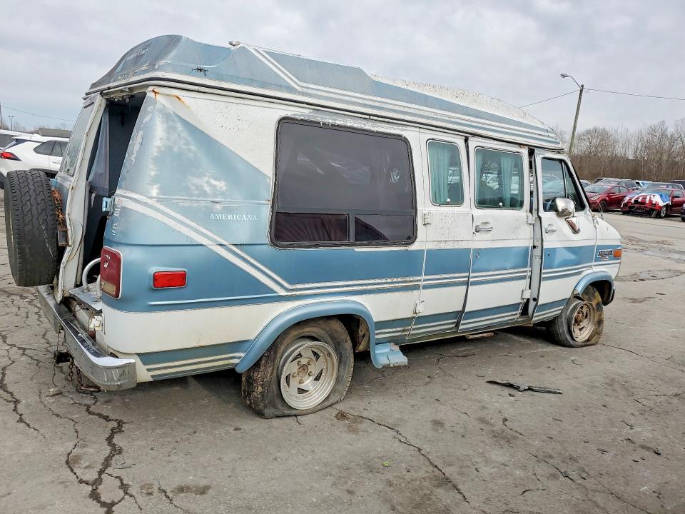 Photo 3 from auction – 1989 CHEVROLET G20 with VIN 1GBEG25K5K7151082