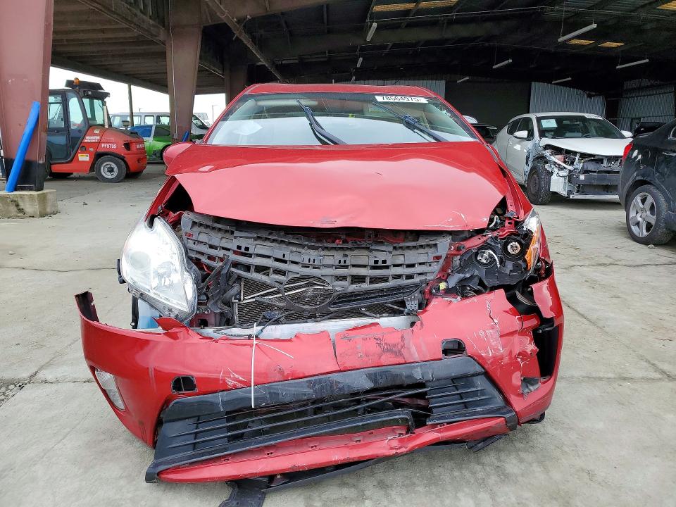 Photo 5 from auction – 2014 TOYOTA PRIUS with VIN JTDKN3DU4E1755100