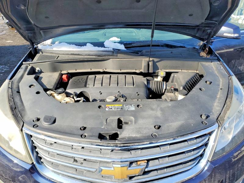 Photo 12 from auction – 2015 CHEVROLET TRAVERSE L with VIN 1GNKRGKD4FJ261052