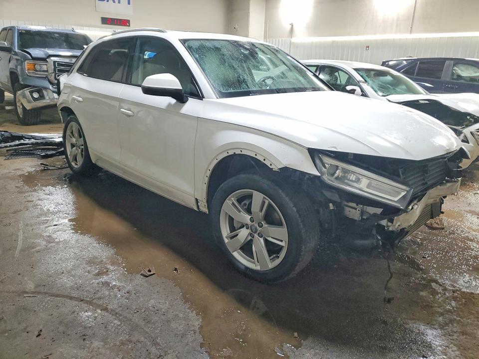 Photo 4 from auction – 2018 AUDI Q5 with VIN WA1ANAFY1J2010898