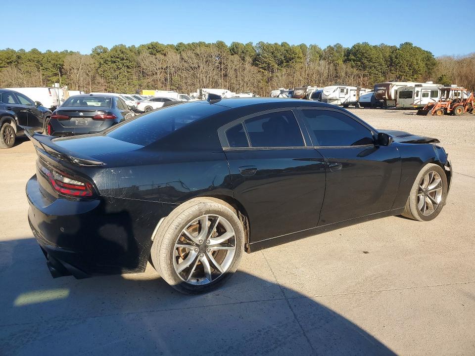 Photo 3 from auction – 2018 DODGE CHARGER with VIN 2C3CDXCT4JH261116