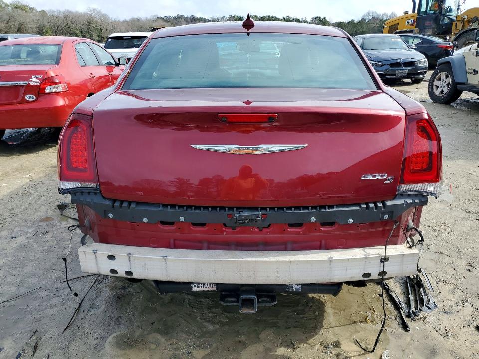 Photo 6 from auction – 2018 CHRYSLER 300 with VIN 2C3CCABG8JH277971