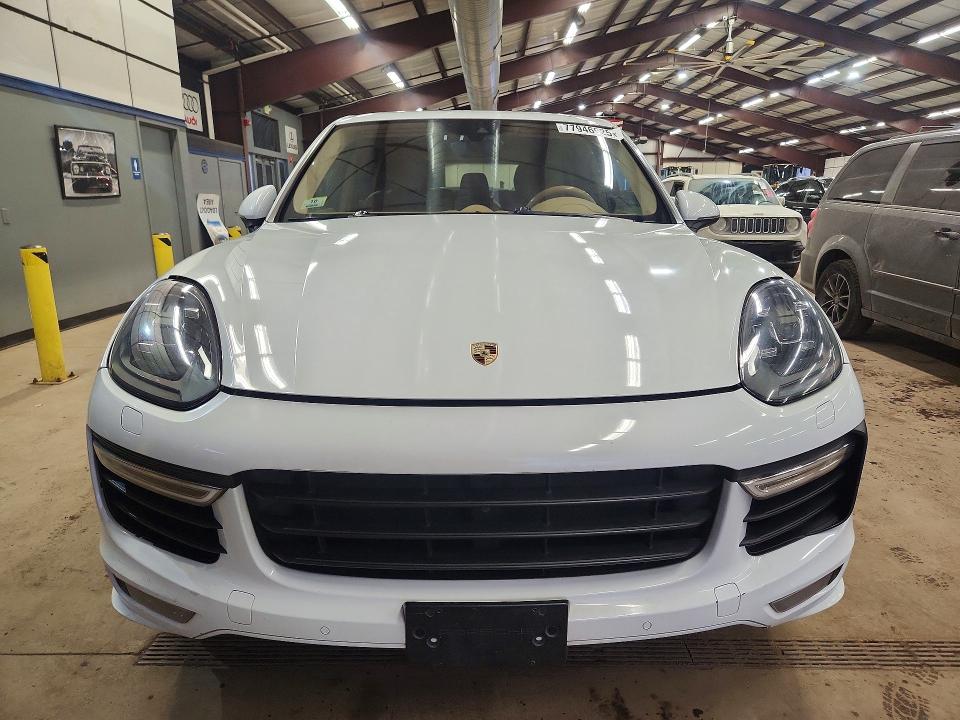 Photo 5 from auction – 2016 PORSCHE CAYENNE GT with VIN WP1AD2A22GLA71440