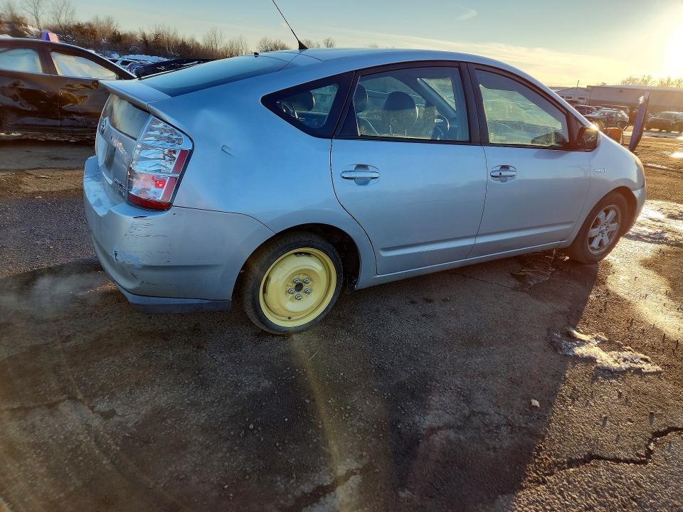 Photo 3 from auction – 2007 TOYOTA PRIUS with VIN JTDKB20U277613532