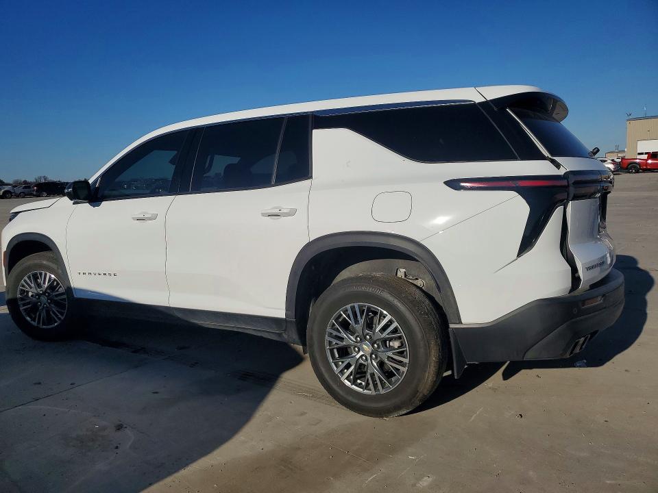Photo 2 from auction – 2024 CHEVROLET TRAVERSE with VIN 1GNEREKS7RJ218135