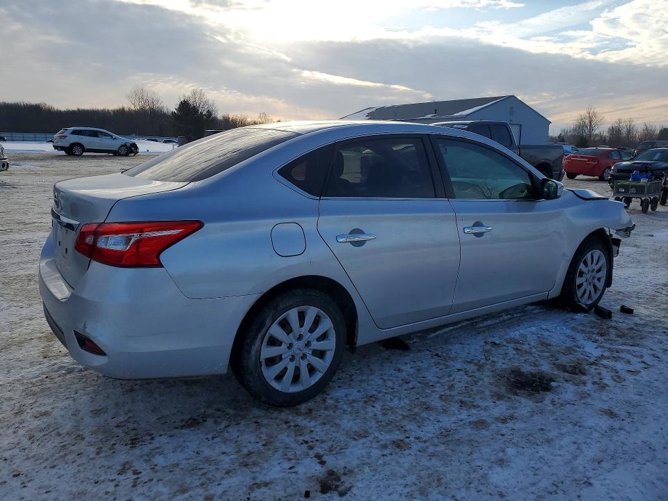 Photo 3 from auction – 2018 NISSAN SENTRA with VIN 3N1AB7AP9JY279820