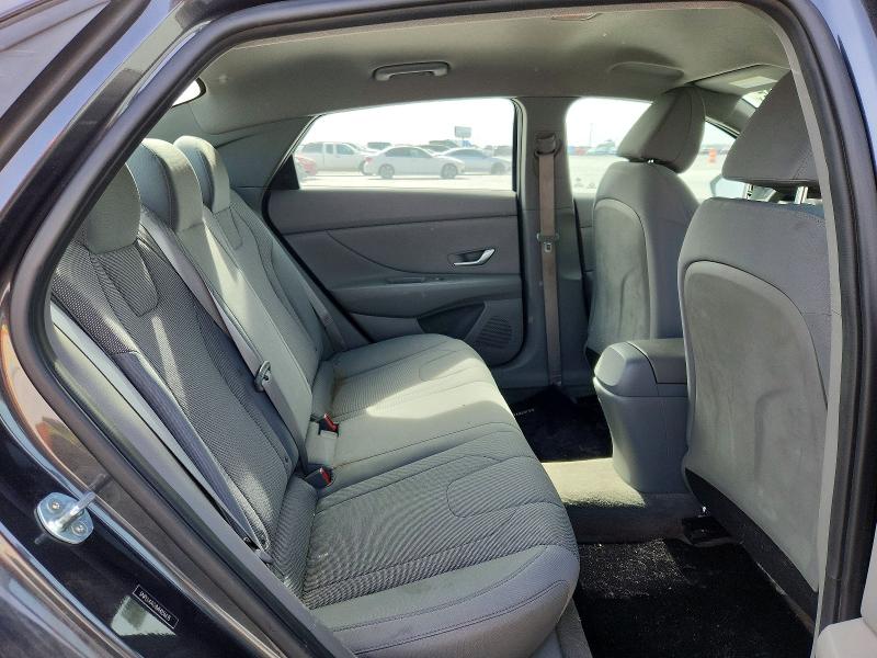 Photo 10 from auction – 2021 HYUNDAI ELANTRA with VIN 5NPLL4AG1MH036635