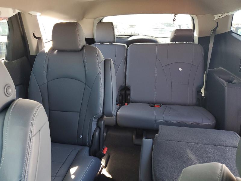 Photo 10 from auction – 2020 BUICK ENCLAVE with VIN 5GAERBKW2LJ163760