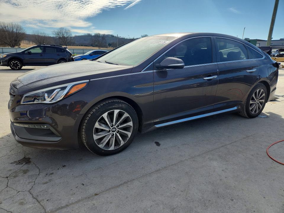 HYUNDAI SONATA 2015 with VIN 5NPE34AF5FH143254 - Photo from auction