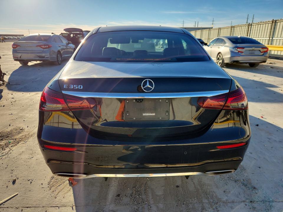 Photo 6 from auction – 2021 MERCEDES-BENZ E with VIN W1KZF8DB7MA970501