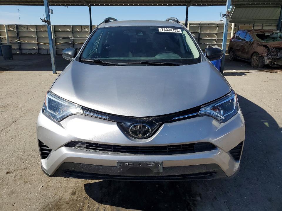 Photo 5 from auction – 2018 TOYOTA RAV4 LE with VIN JTMBFREV3JJ236802