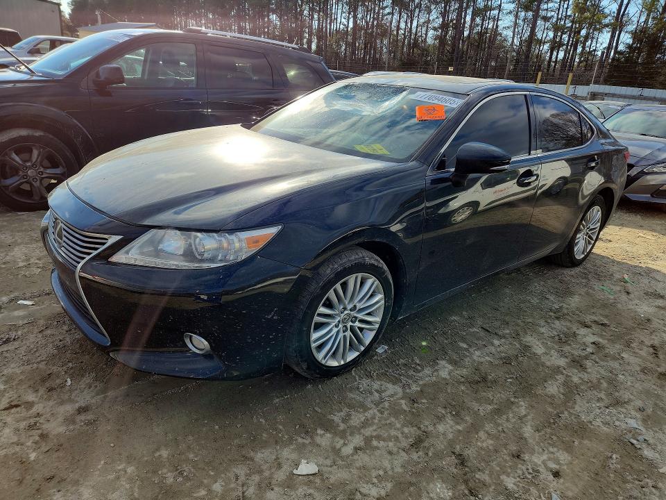 LEXUS ES 350 2015 with VIN JTHBK1GG1F2172626 - Photo from auction