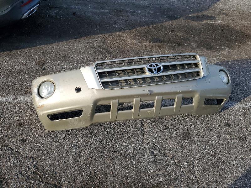 Photo 13 from auction – 2002 TOYOTA HIGHLANDER with VIN JTEGF21A220045990