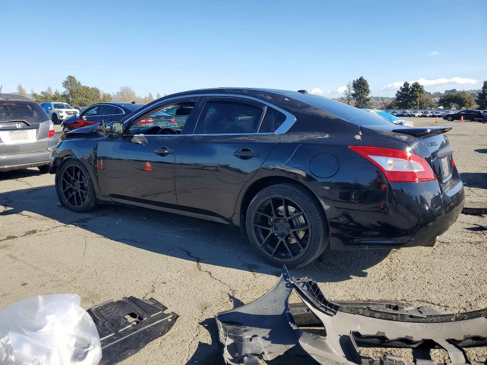 Photo 2 from auction – 2011 NISSAN MAXIMA with VIN 1N4AA5AP0BC834190