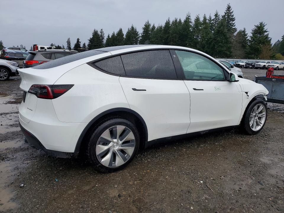 Photo 3 from auction – 2022 TESLA MODEL Y with VIN 7SAYGDEE8NF434950