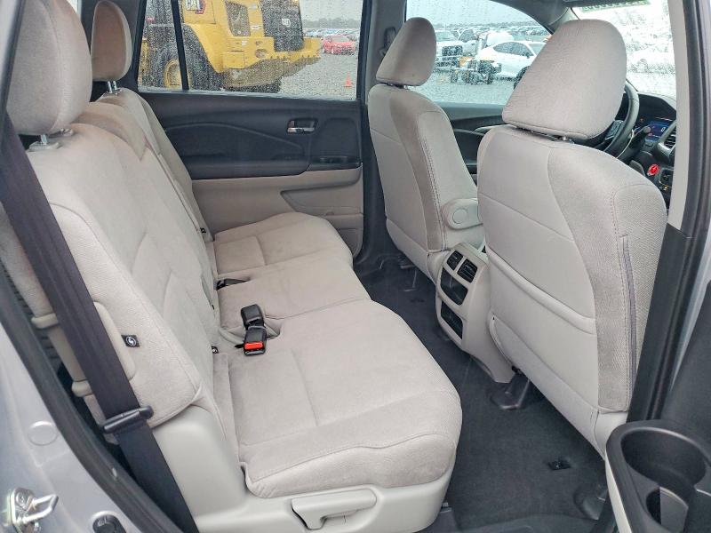 Photo 11 from auction – 2019 HONDA PILOT with VIN 5FNYF5H15KB037304