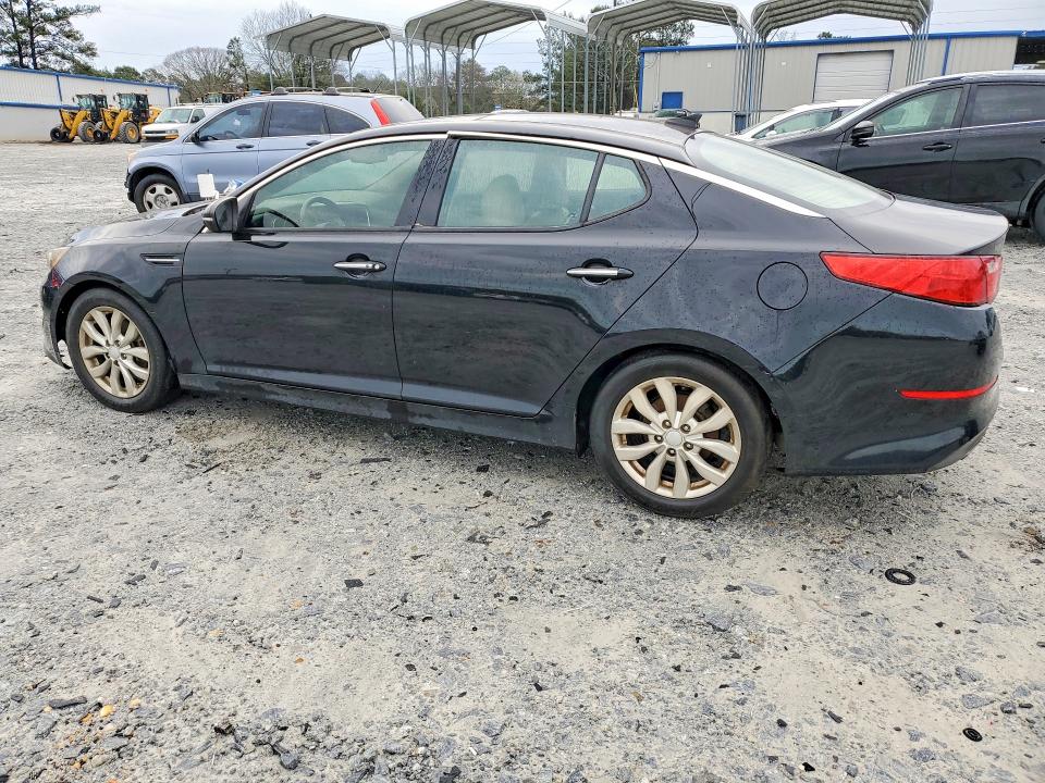 Photo 2 from auction – 2015 KIA OPTIMA with VIN 5XXGN4A72FG500462