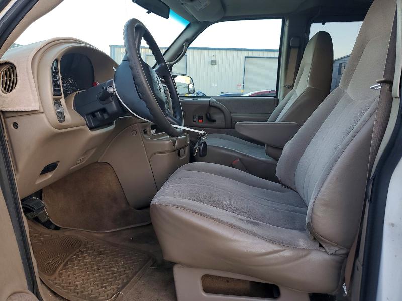 Photo 7 from auction – 2003 GMC SAFARI with VIN 1GKDM19X93B507598