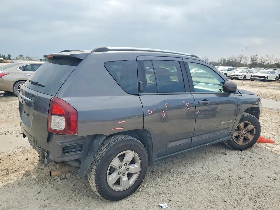 Photo 3 from auction – 2015 JEEP COMPASS SP with VIN 1C4NJCBA7FD250279