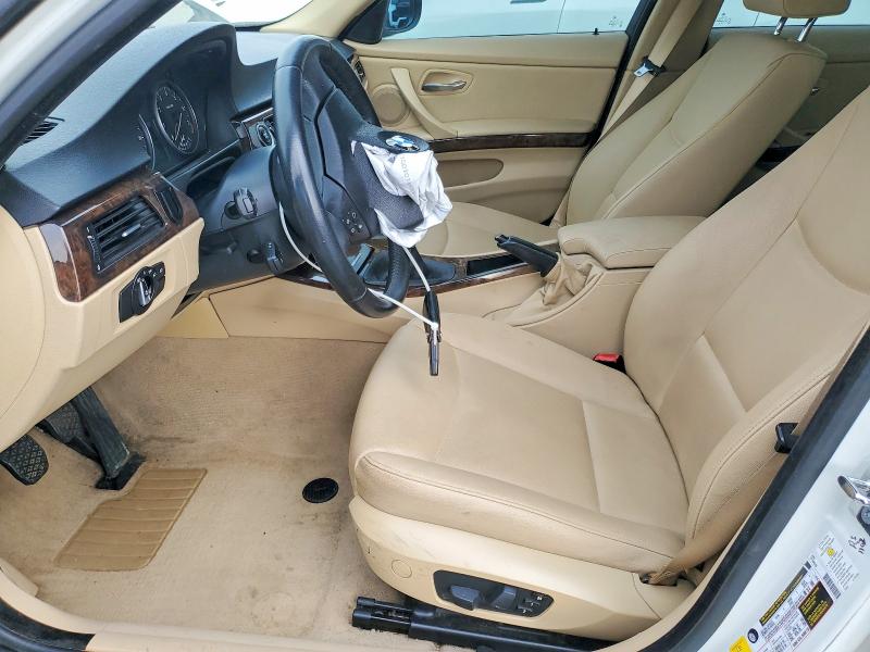 Photo 7 from auction – 2009 BMW 328 XI with VIN WBAPK73589A464294