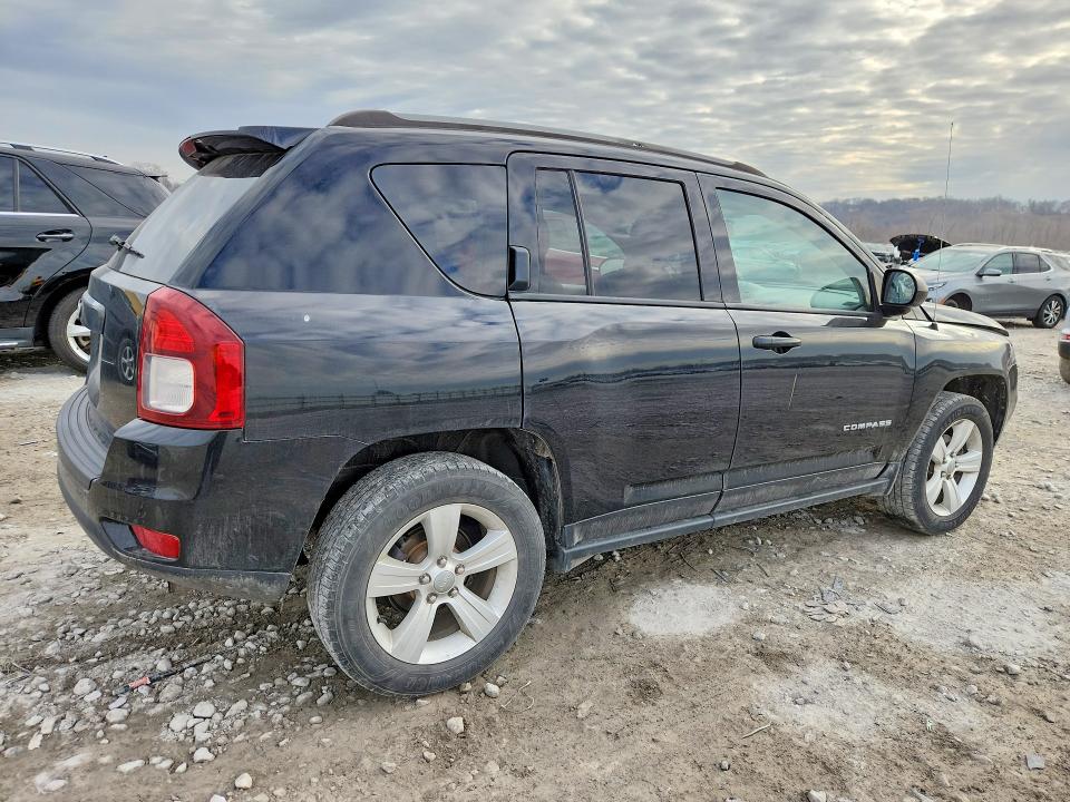 Photo 3 from auction – 2016 JEEP COMPASS with VIN 1C4NJDBBXGD566193