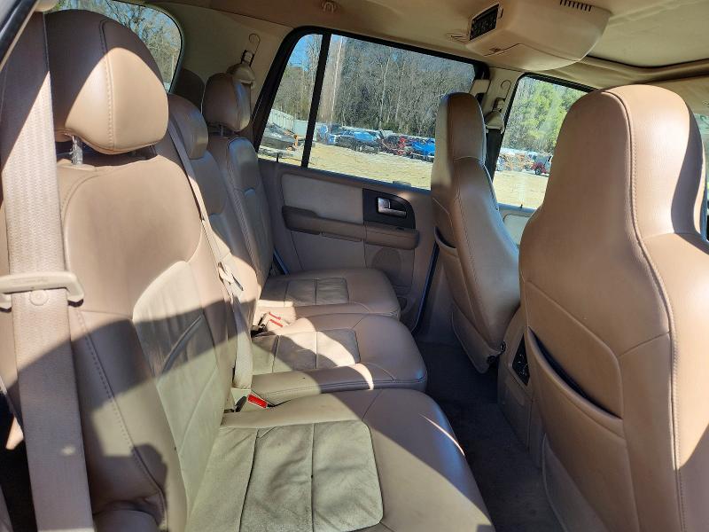 Photo 11 from auction – 2004 FORD EXPEDITION with VIN 1FMFU18L14LB57197