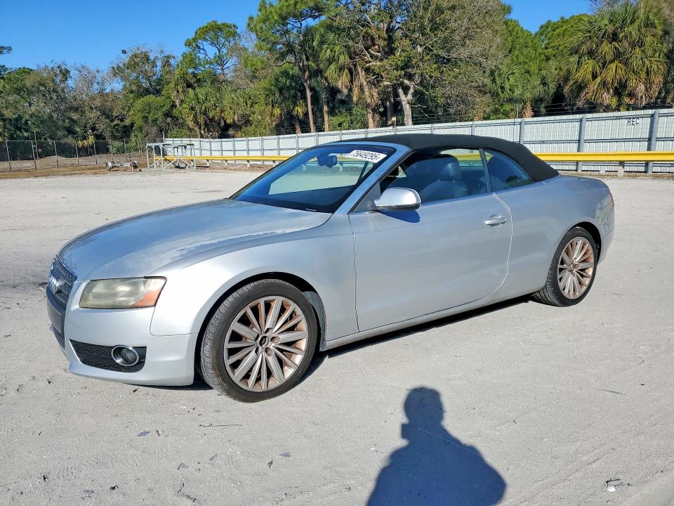 AUDI A5 2011 with VIN WAUJFAFH7BN002689 - Photo from auction